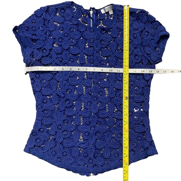 INTERMIX Exclusive Lace Eyelet Zipper Back Top Size S - Picture 6 of 11